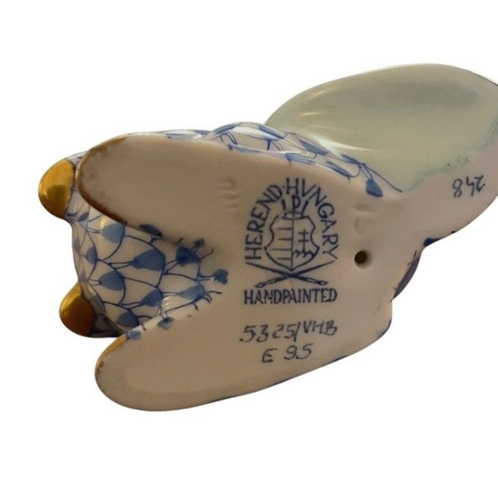Herend Porcelain Blue Fishnet 4” One Ear Up Rabbit Figurine Gold Accents 5325 - Picture 6 of 7